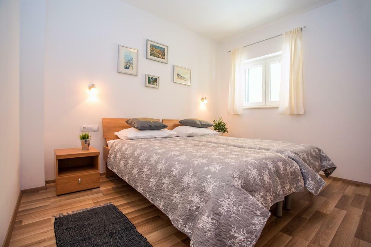 Villa Maslina, With Private 32M2Pool, Panoramic Views On 100Km Coastline, 12 Pax Lokva Rogoznica Zewnętrze zdjęcie