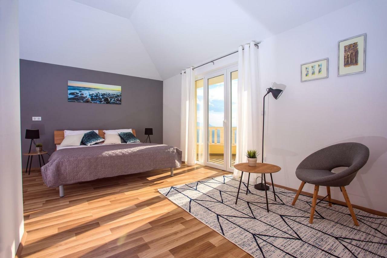 Villa Maslina, With Private 32M2Pool, Panoramic Views On 100Km Coastline, 12 Pax Lokva Rogoznica Zewnętrze zdjęcie