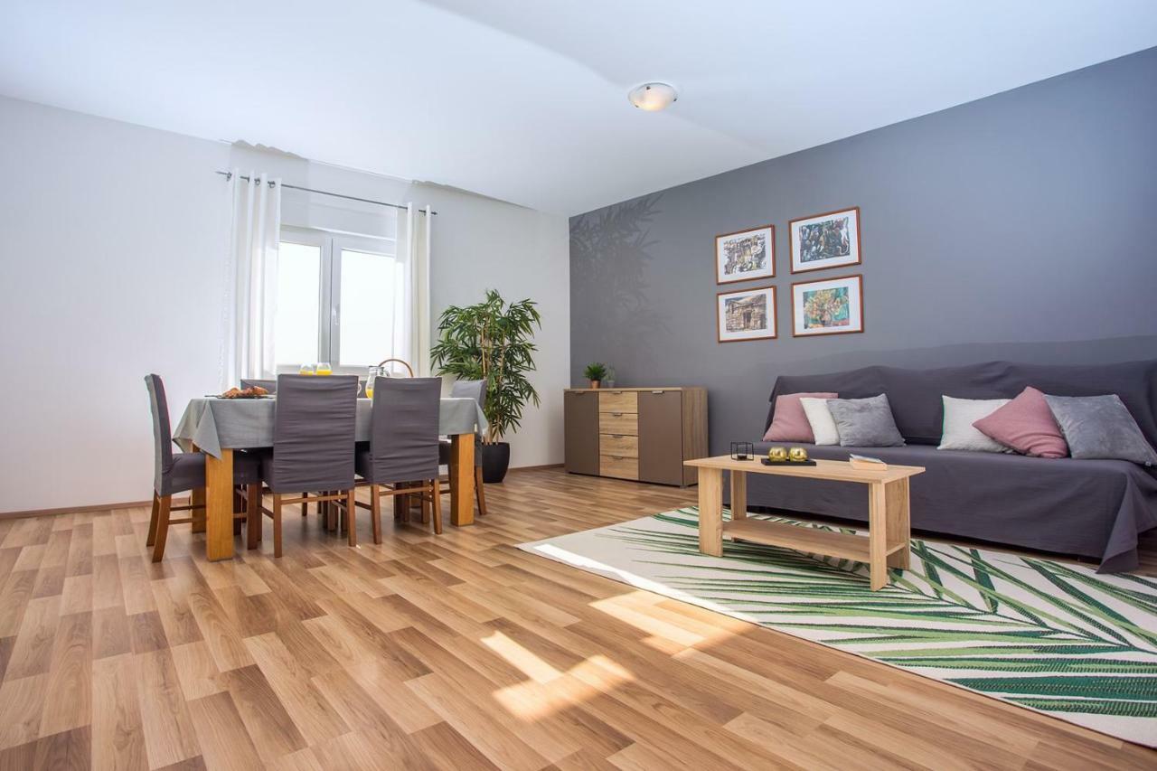 Villa Maslina, With Private 32M2Pool, Panoramic Views On 100Km Coastline, 12 Pax Lokva Rogoznica Zewnętrze zdjęcie
